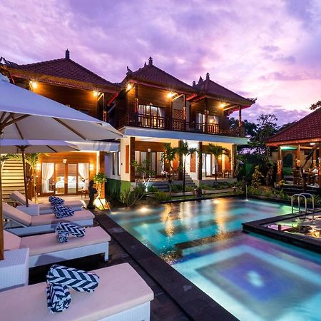 Lembongan Cempaka Villa & Restaurant นูซาเลมโบงัน ภายนอก รูปภาพ